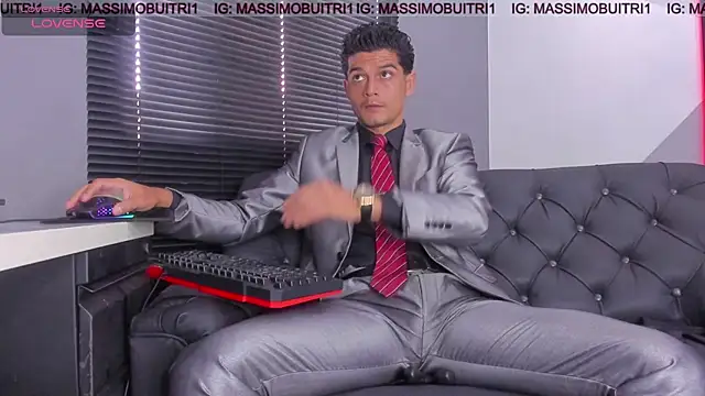 massimo g online show from July 4, 2026, 1:28 pm