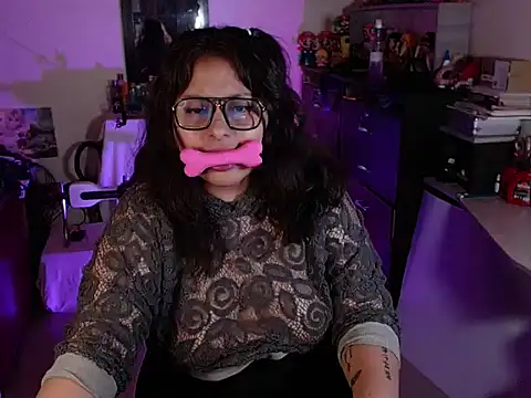  lilith heavy online show from November 21, 2025, 7:56 pm