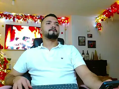 Snapshot of mathew_vidal1 chatting on November 11, 2025, 4:45 am mathew vidal1 online show from November 11, 2025, 4:45 am