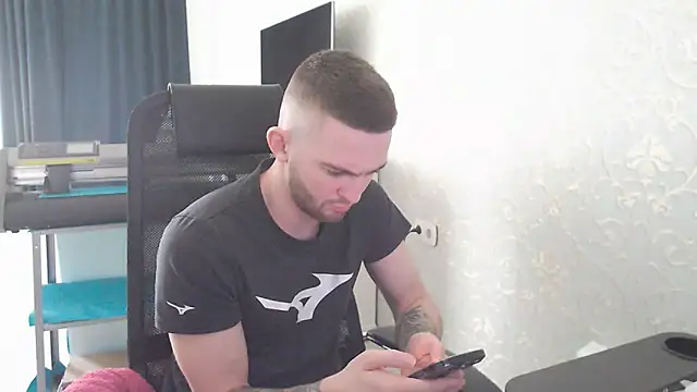 Snapshot of Marselle_Laker chatting on March 22, 2025, 9:13 am Marselle Laker online show from March 22, 2025, 9:13 am