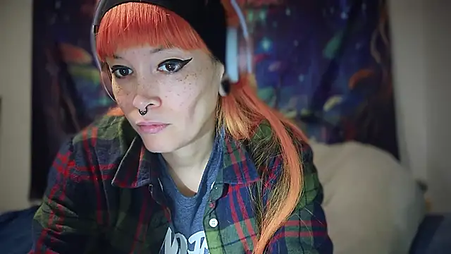 FRRANNKIE online show from November 10, 2025, 10:31 pm