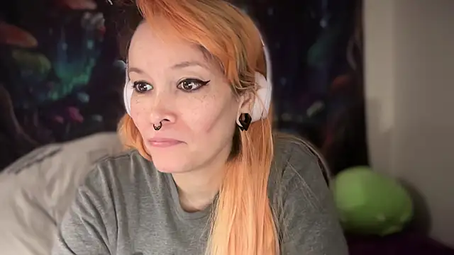 FRRANNKIE online show from February 17, 2026, 5:59 am