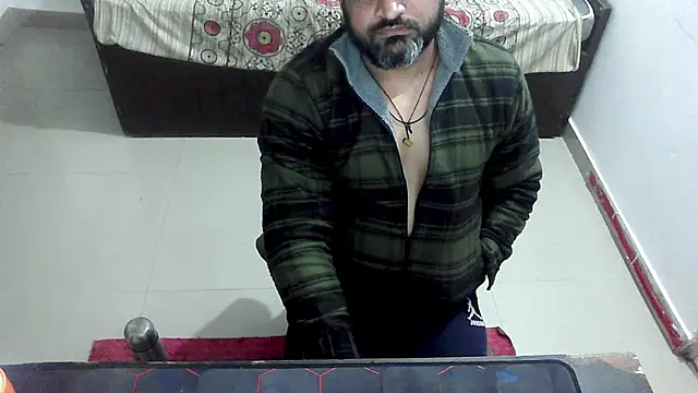 rentarob online show from February 4, 2026, 8:25 pm