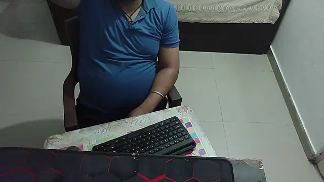 rentarob online show from April 15, 2026, 3:19 pm