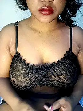 Hotlisa online show from November 29, 2025, 6:55 pm