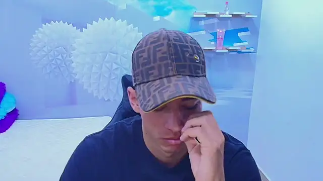 DEIBY BABY online show from November 23, 2025, 4:29 pm