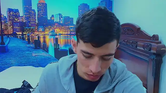 DEIBY BABY online show from December 15, 2025, 7:40 pm