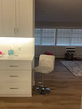 DominiqueX0 online show from March 2, 2025, 7:02 pm