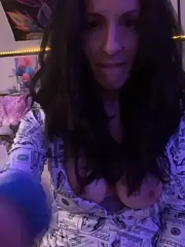 DominiqueX0 online show from June 5, 2026, 2:51 am