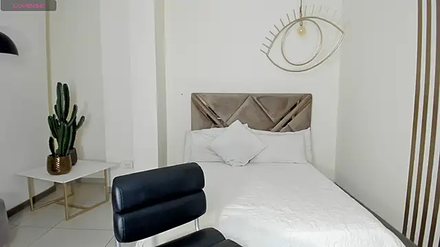 SunnyRivers online show from October 30, 2025, 4:52 pm