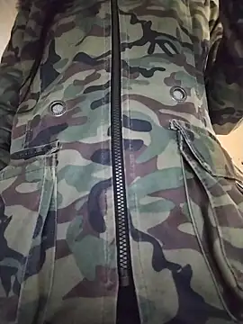 LissaThompsom online show from October 27, 2025, 1:15 pm