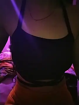 LissaThompsom online show from February 11, 2026, 10:31 am