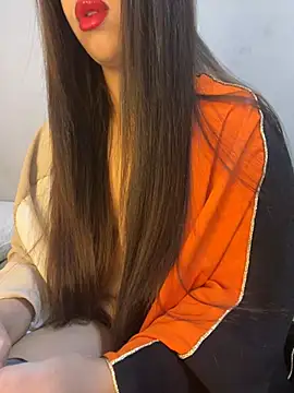 Mayacrayzi online show from February 5, 2025, 9:25 am