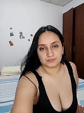 Angeelus2 online show from February 5, 2026, 4:55 pm