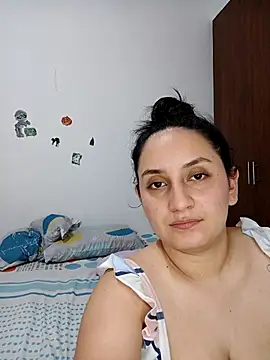 Angeelus2 online show from April 5, 2026, 4:20 am