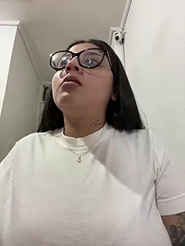 croftsmila online show from December 20, 2025, 11:45 pm