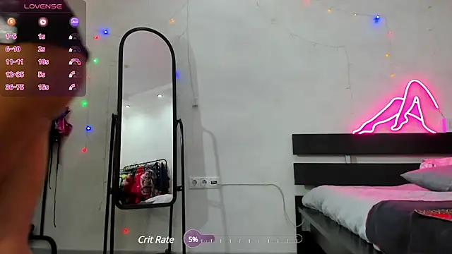 Snapshot of Milf_Tea chatting on January 29, 2025, 1:05 am Milf Tea online show from January 29, 2025, 1:05 am