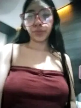 Umaru uwu online show from April 18, 2026, 2:26 am