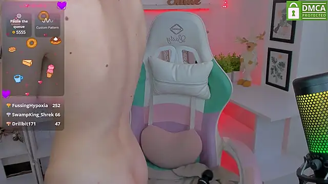 Katia Kim online show from March 21, 2025, 12:39 pm