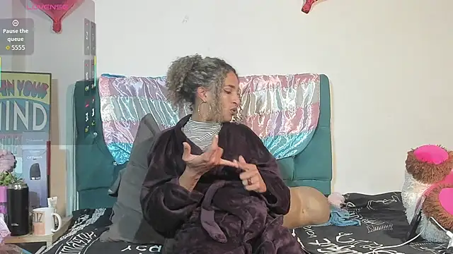 Snapshot of StefanyMiler chatting on July 5, 2026, 4:19 am StefanyMiler online show from July 5, 2026, 4:19 am