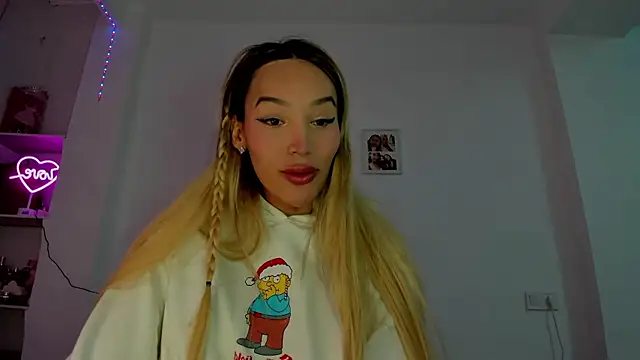  viioletweekend  online show from January 9, 2026, 10:44 pm