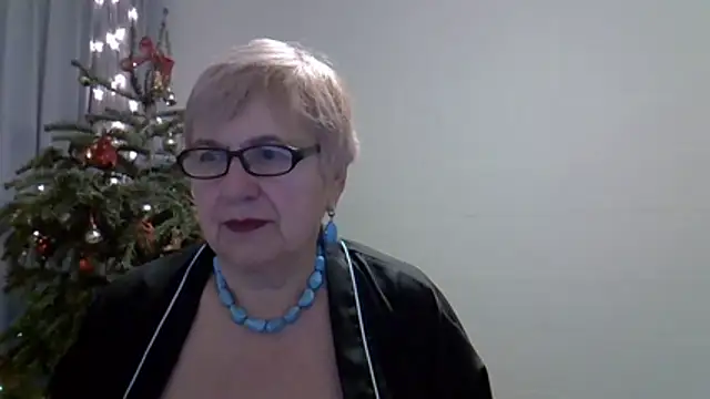 SweetCherry27 online show from January 13, 2026, 7:13 am