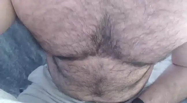 hugemachohandsome online show from March 4, 2025, 4:20 pm