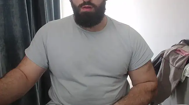 hugemachohandsome online show from March 16, 2025, 11:16 am