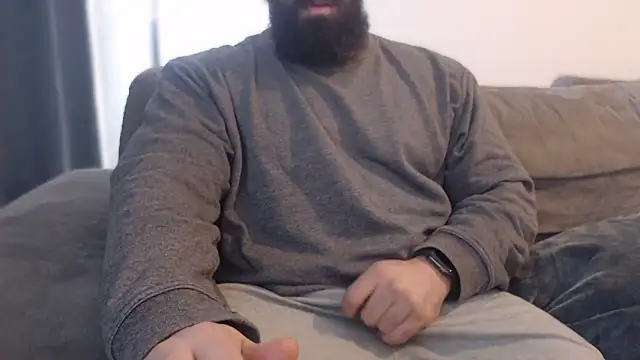 hugemachohandsome online show from January 9, 2026, 10:18 am