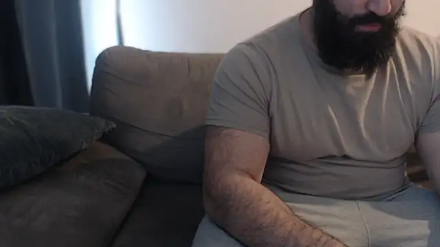 hugemachohandsome online show from March 21, 2026, 10:20 am