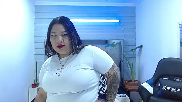 Snapshot of evelin_zaens chatting on June 6, 2026, 3:44 am evelin zaens online show from June 6, 2026, 3:44 am
