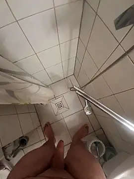 Dosen61 online show from April 8, 2026, 11:27 pm