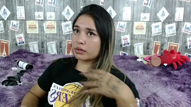 SaraCrow online show from February 12, 2025, 10:46 am