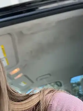 MessyNastyQueen online show from December 27, 2024, 5:48 pm