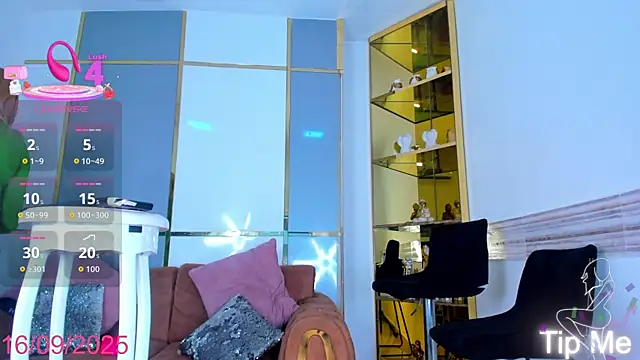 EmmaHills Sex online show from September 16, 2025, 1:12 pm