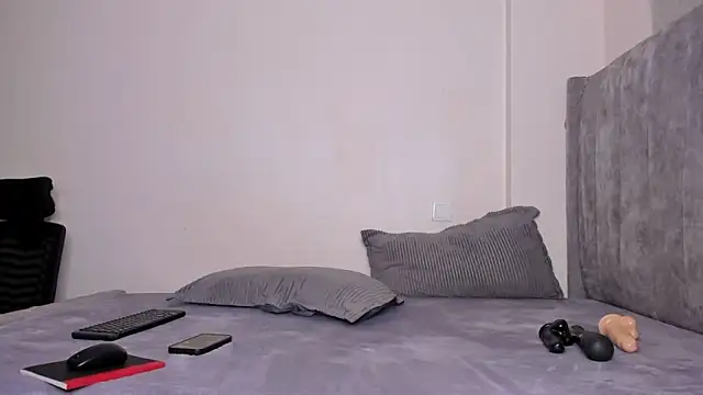 sexy ariah online show from February 4, 2026, 5:13 am