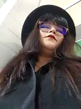 Sakura 0505 online show from February 15, 2025, 10:31 pm