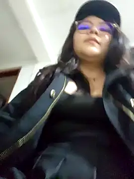 Sakura 0505 online show from February 23, 2025, 12:30 am