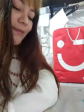 Sakura 0505 online show from September 20, 2025, 9:16 pm