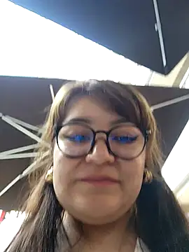 Sakura 0505 online show from September 28, 2025, 9:09 pm