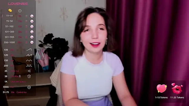 KindHazelHere  online show from February 22, 2025, 4:09 pm