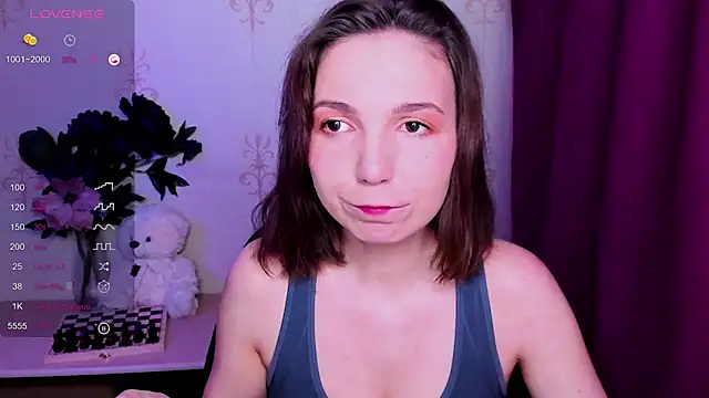 KindHazelHere  online show from March 24, 2026, 7:52 pm