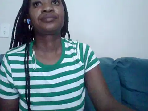 Snapshot of Hardnipples8 chatting on February 1, 2025, 1:55 am Hardnipples8 online show from February 1, 2025, 1:55 am