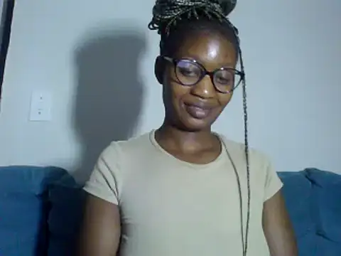 Snapshot of Hardnipples8 chatting on March 5, 2025, 2:03 am Hardnipples8 online show from March 5, 2025, 2:03 am