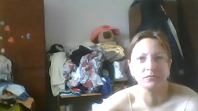 ShawnaAdams online show from July 3, 2026, 10:54 am
