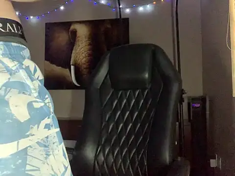 Bwcjoshbanks online show from June 1, 2026, 1:57 pm