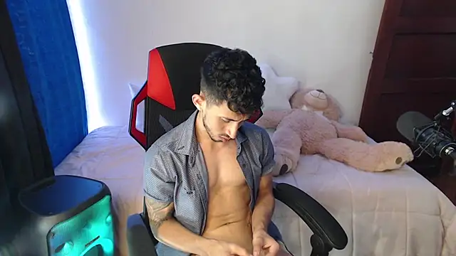 stevenSEX123 online show from December 12, 2024, 10:20 pm