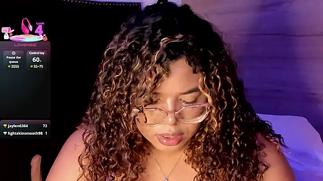  nickypurple  online show from March 20, 2025, 3:04 pm