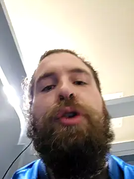 Snapshot of Wooderson107 chatting on December 22, 2025, 10:40 pm Wooderson107 online show from December 22, 2025, 10:40 pm