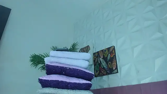 Hellen Sky online show from January 10, 2026, 7:04 pm